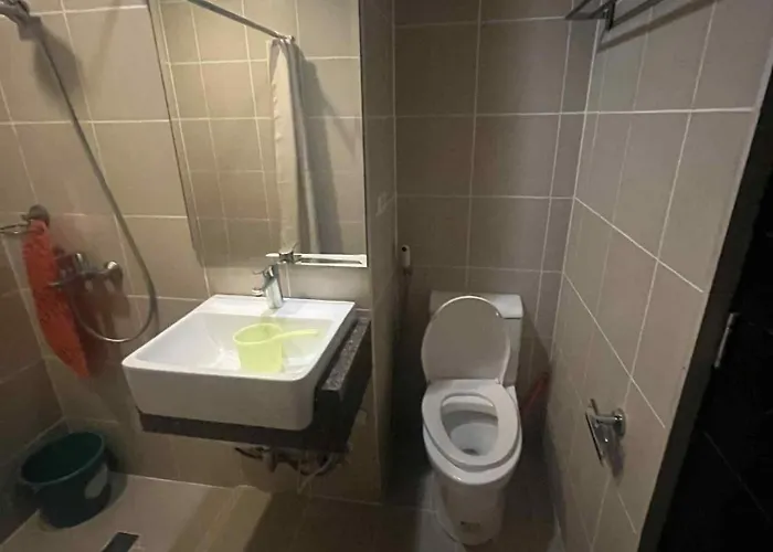 Apartment Staycation In Manhattan Plaza Tower 1 Beside Alimall Cubao 4 Pax *