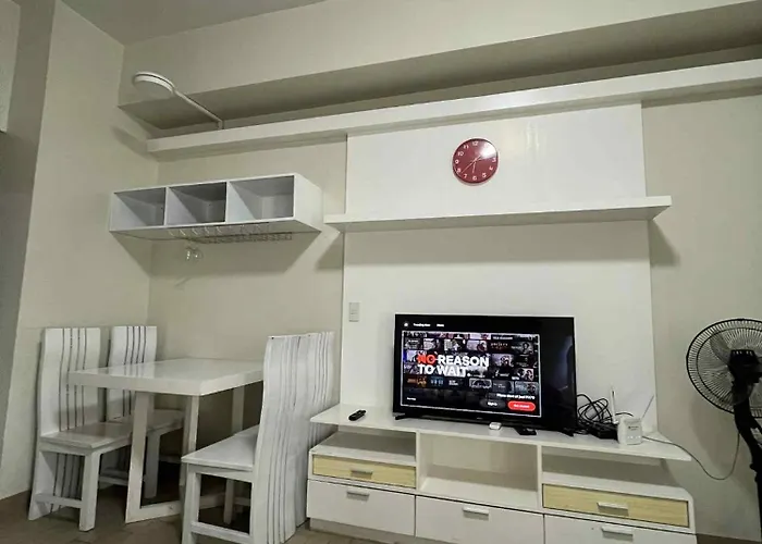 Staycation In Manhattan Plaza Tower 1 Beside Alimall Cubao 4 Pax Apartment *
